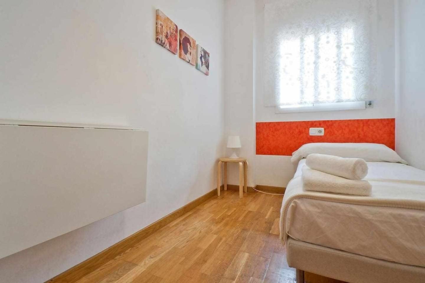 Comfortable 4 2bath W Balcony Appartamento